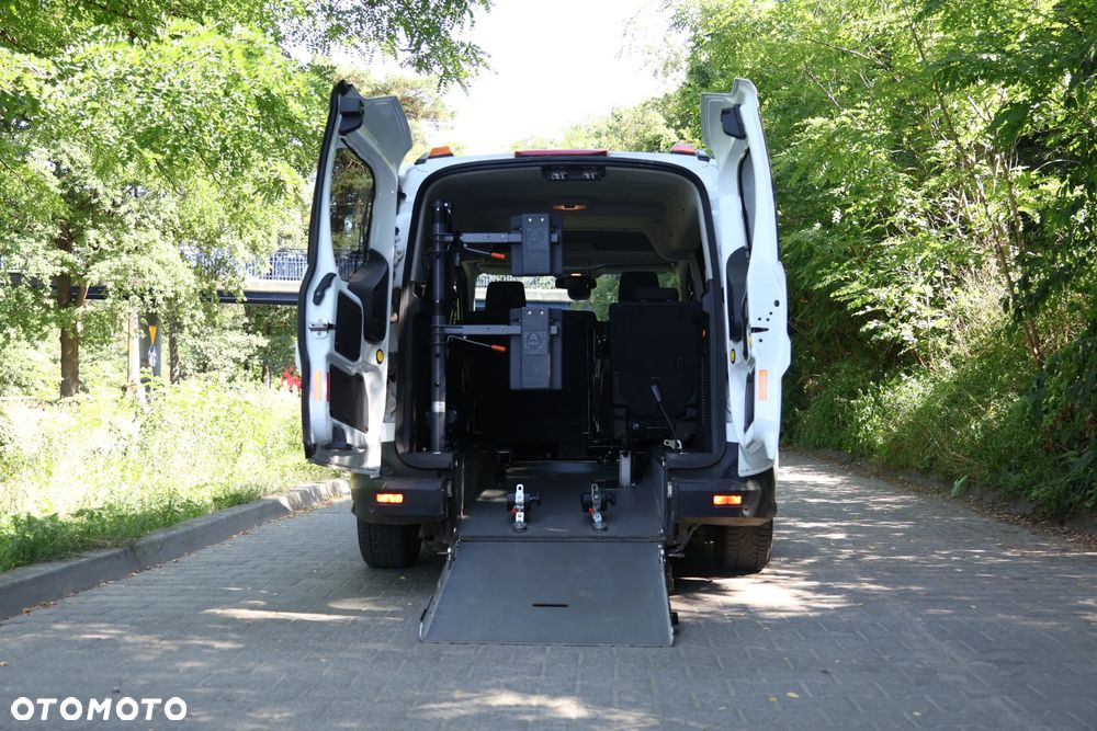 Ford Transit Connect - 6