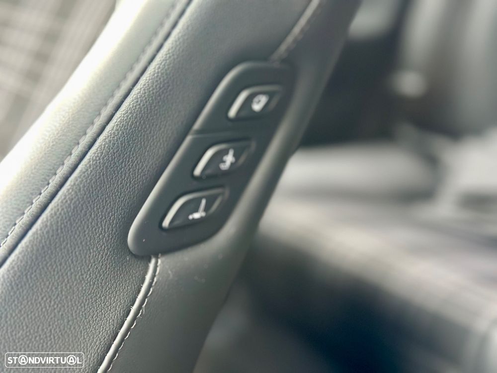 Hyundai Ioniq 6 77,4 kWh 4WD First Edition - 31