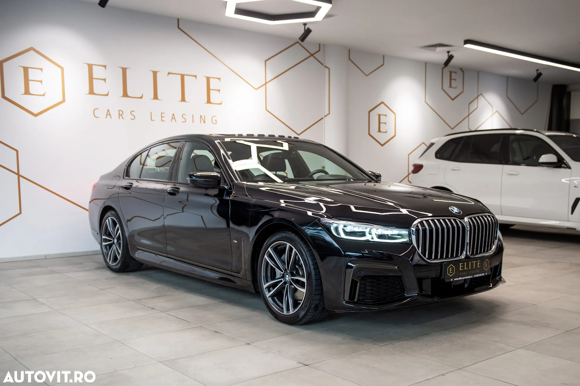 BMW Seria 7 730d xDrive MHEV - 3