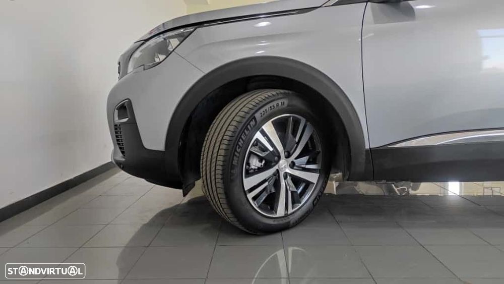 Peugeot 3008 1.2 PureTech Allure EAT8 - 10