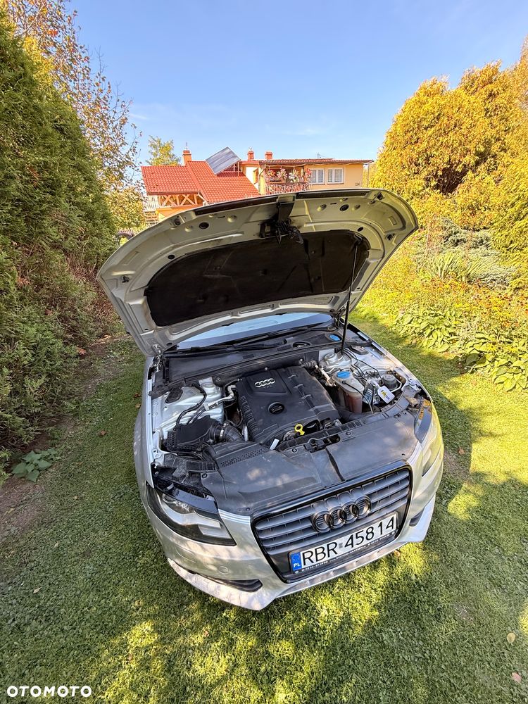 Audi A4 Limousine - 15