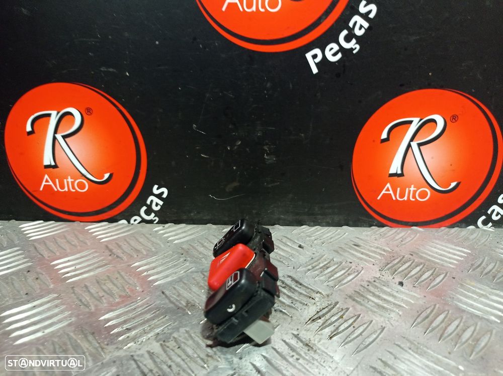 Botão 4 Piscas  Mercedes-Benz C-Class T-Model (S202) - 2