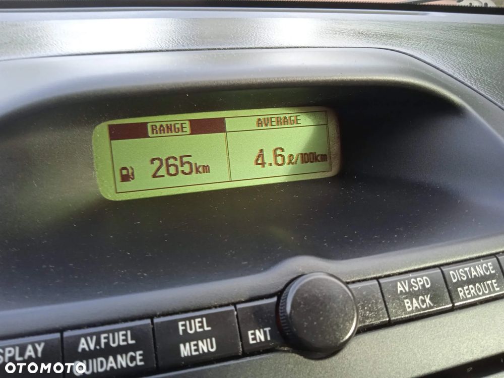 Toyota Avensis 2.0 D-4D Sol - 5