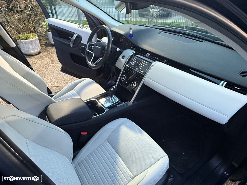 Land Rover Discovery Sport - 22