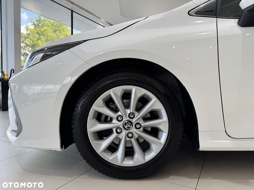 Toyota Corolla - 16