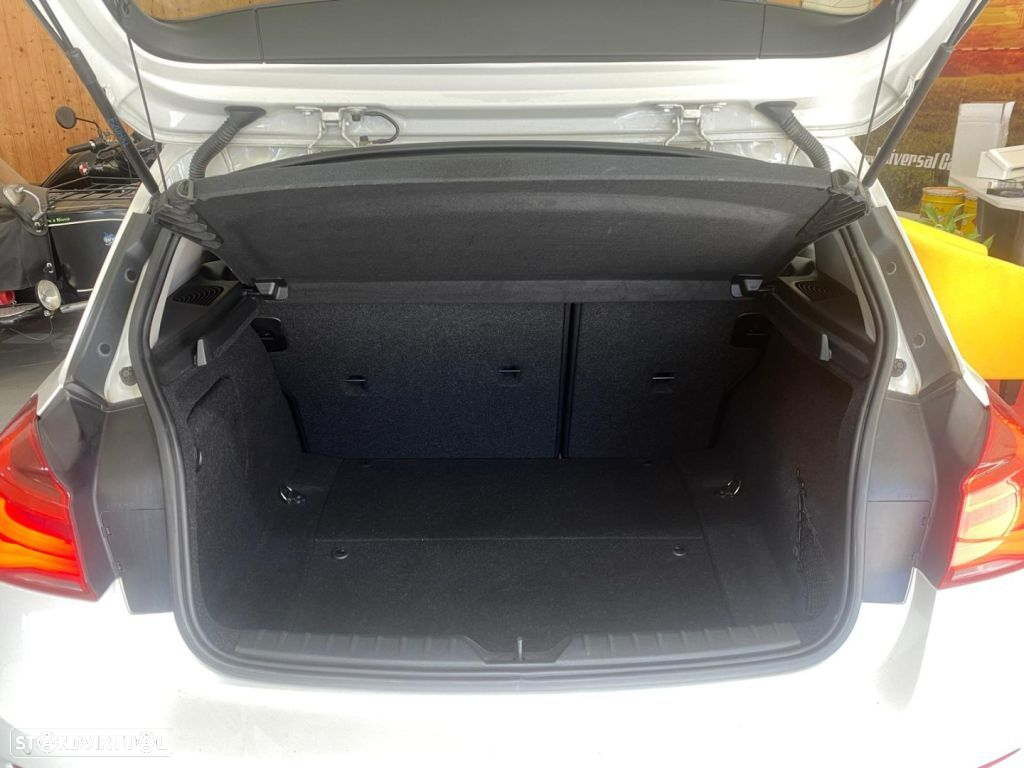 BMW 116 d EDynamics Advantage - 6