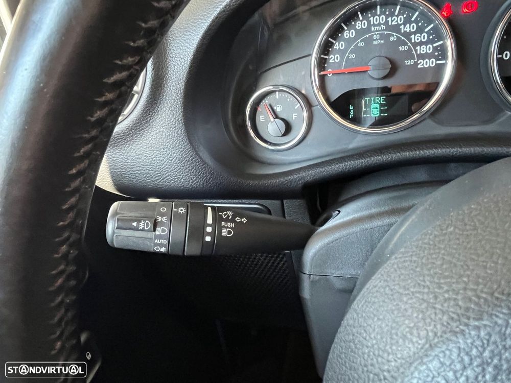 Jeep Wrangler Unlimited 2.8 CRD ATX Rubicon - 23