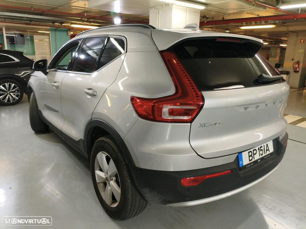Volvo XC 40 2.0 B3 Essential - 3