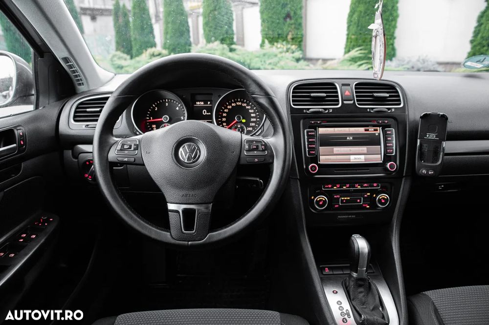 Volkswagen Golf Variant 2.0 TDI DPF DSG Highline - 16