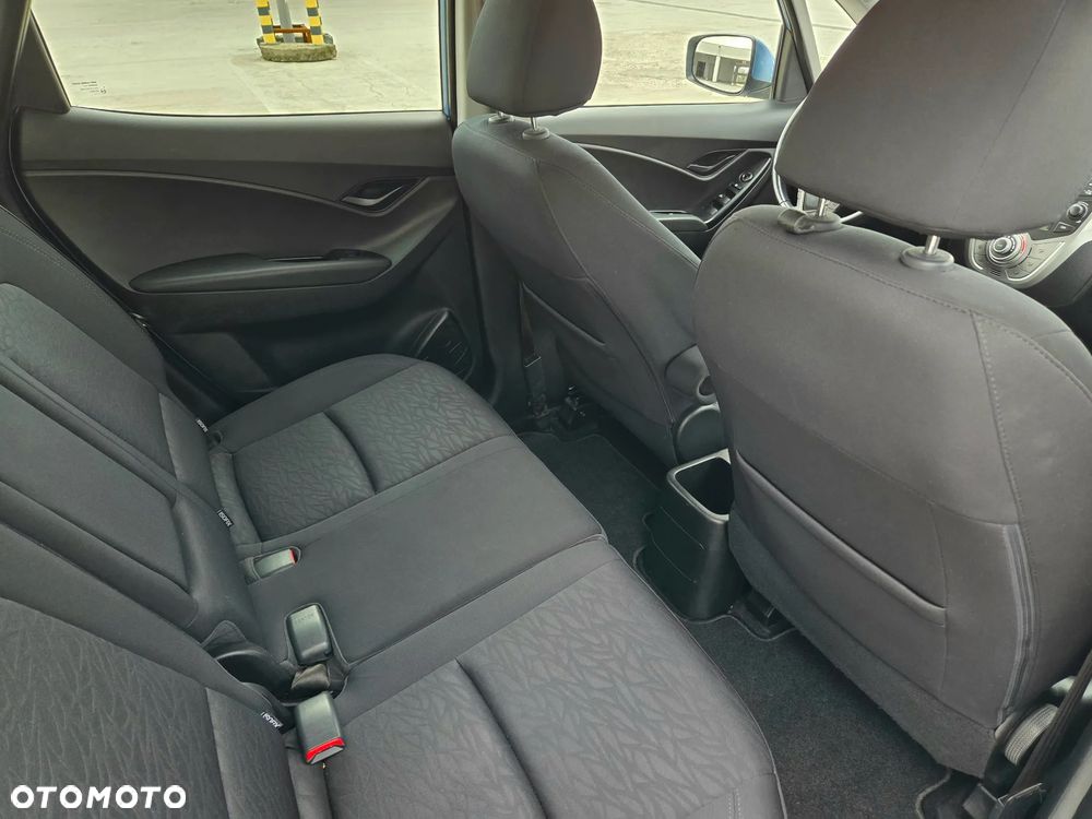 Hyundai ix20 1.4 Premium - 17