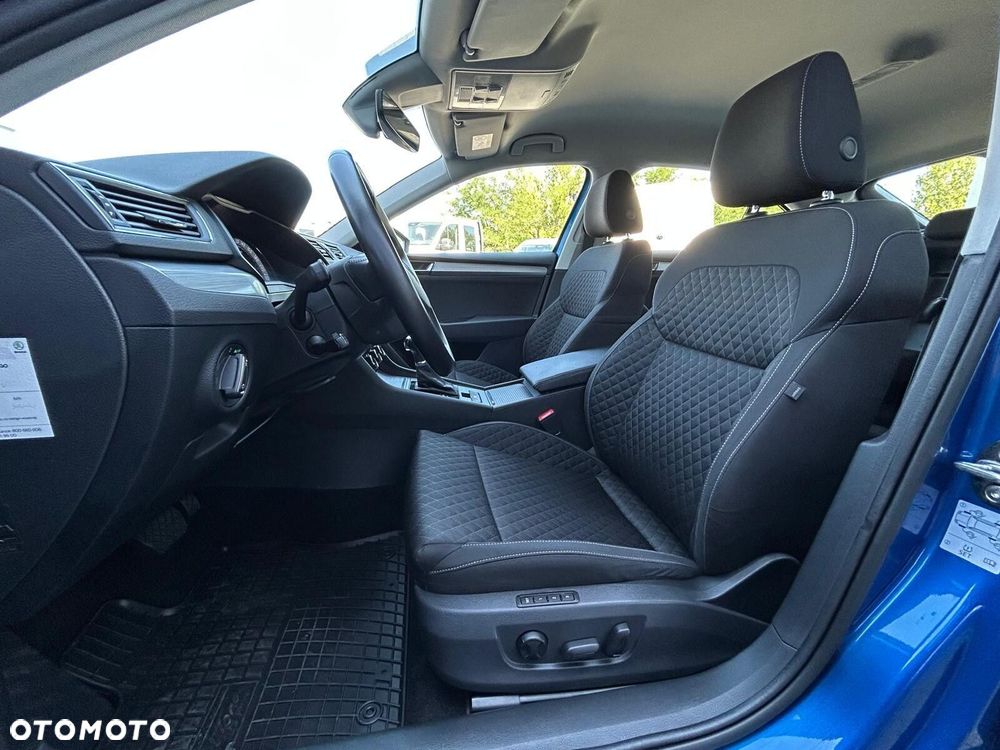 Skoda Superb 2.0 TSI Ambition DSG - 9