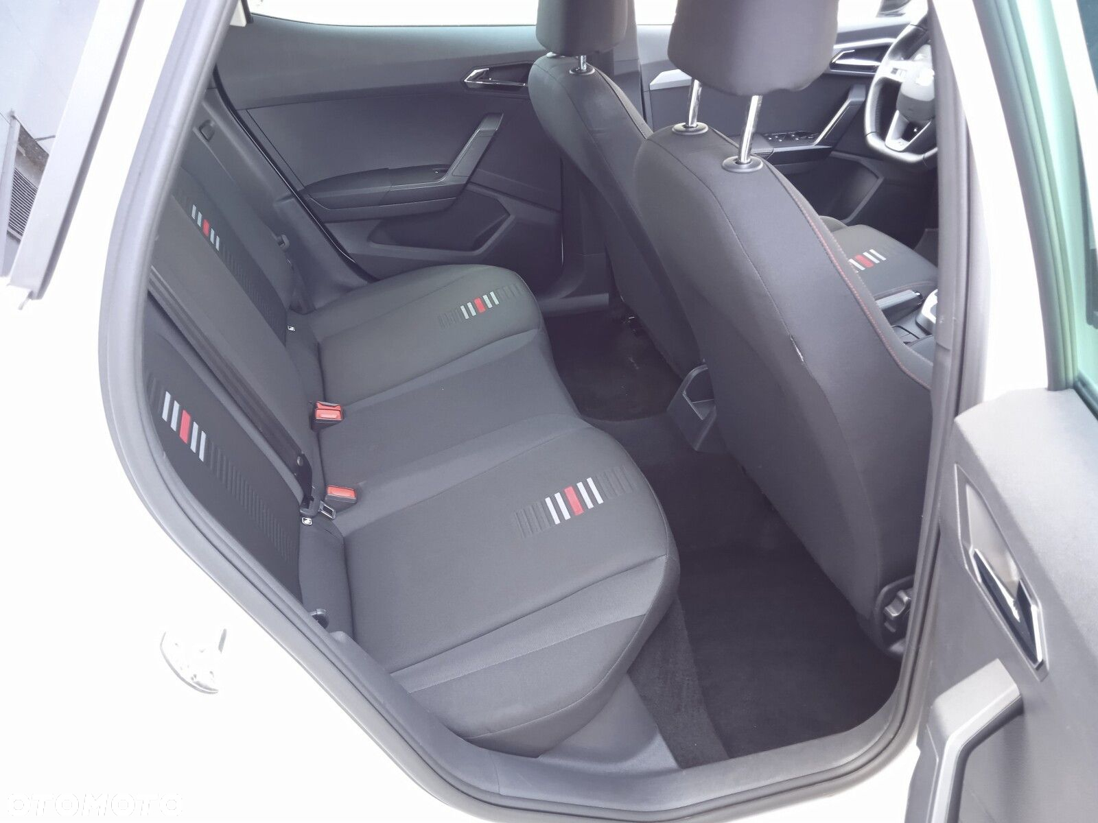 Seat Arona 1.0 TSI FR S&S DSG - 12