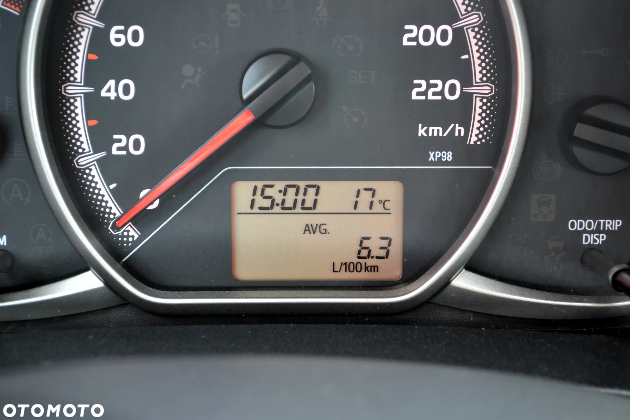 Toyota Yaris 1.0 Life EU6 - 16