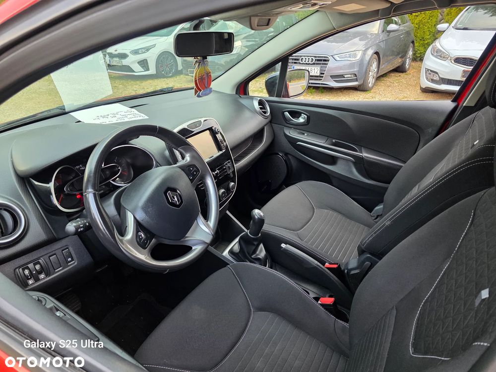 Renault Clio TCe 90 Limited - 12