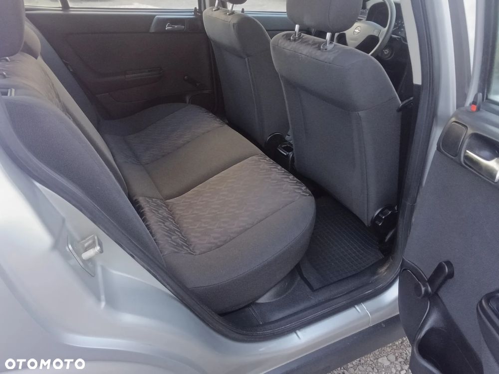 Opel Astra - 10