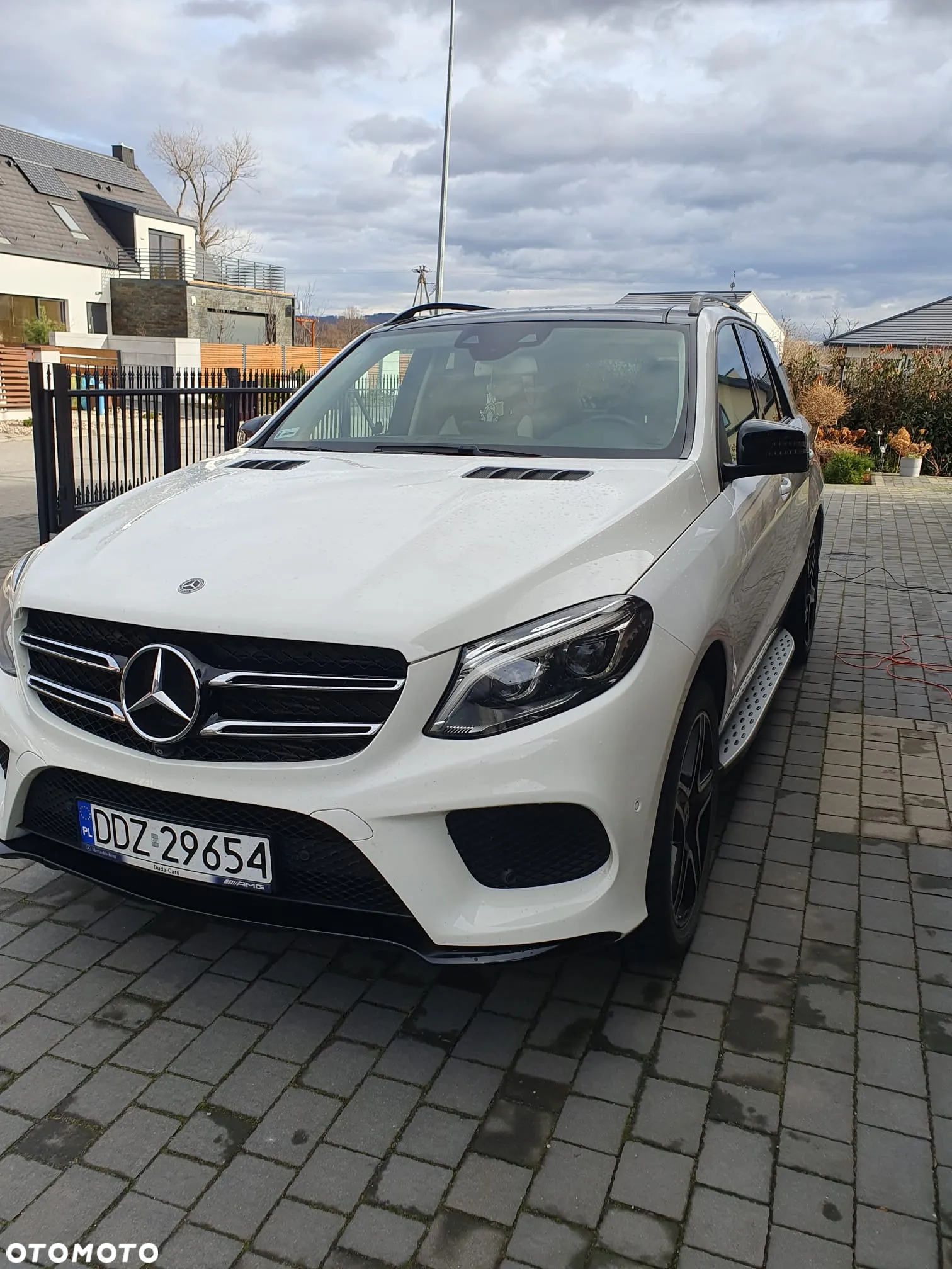 Mercedes-Benz GLE 350 d 4-Matic - 15