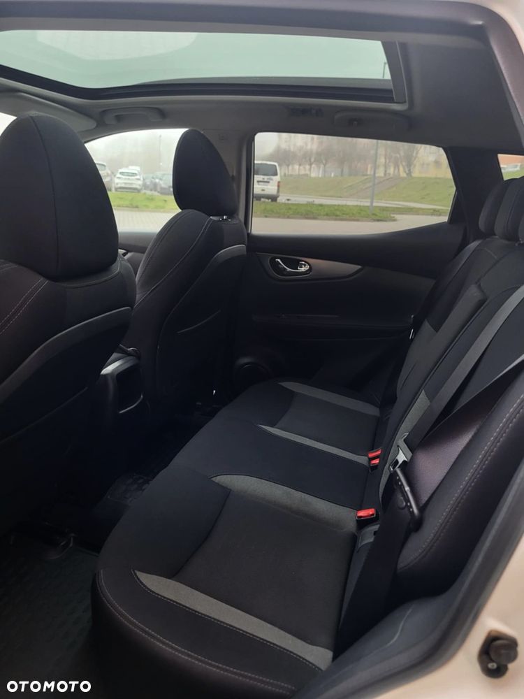 Nissan Qashqai 1.2 DIG-T N-Connecta - 11