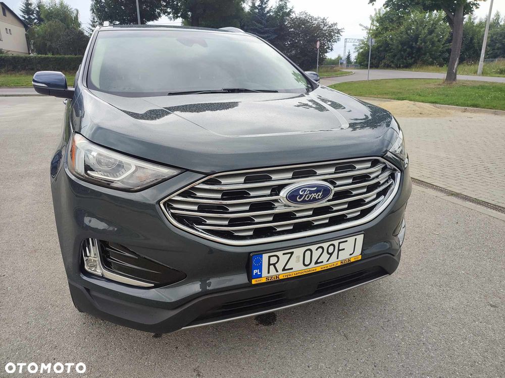 Ford Edge - 2