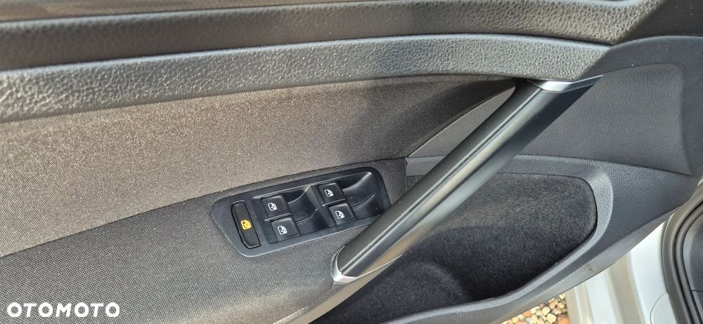 Volkswagen Golf 1.6 TDI SCR Join - 13