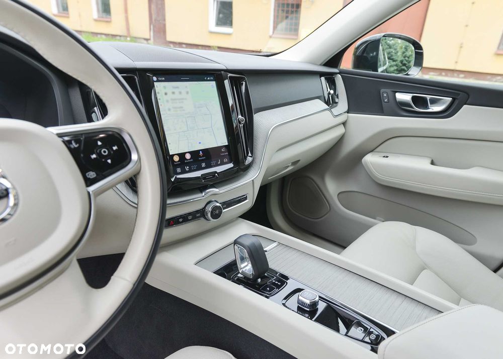 Volvo XC 60 - 6