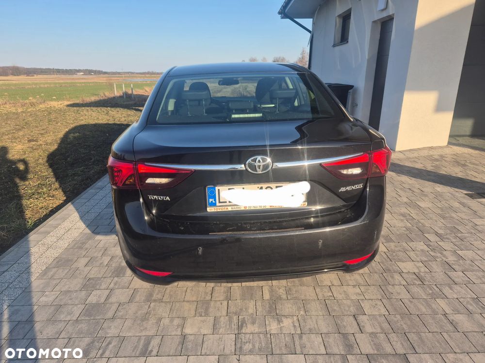 Toyota Avensis 1.8 Premium - 2