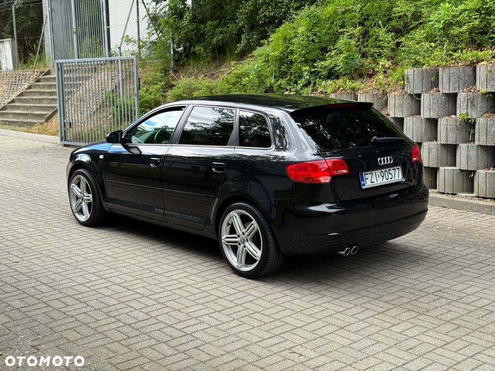 Audi A3 Sportback - 11
