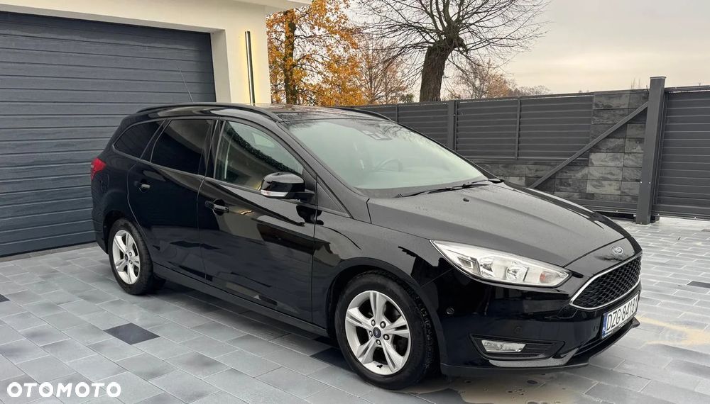 Ford Focus Turnier 1.5 EcoBlue Start-Stopp-System TITANIUM - 9