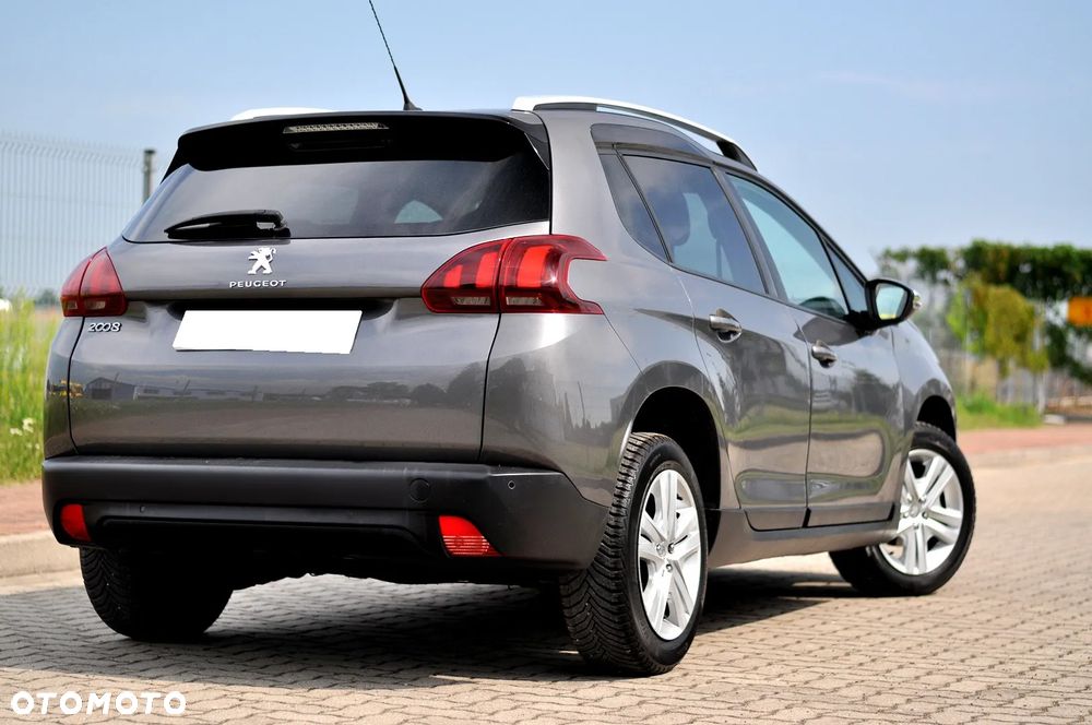 Peugeot 2008 - 6