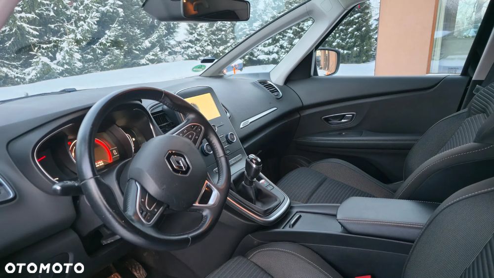 Renault Grand Scenic ENERGY TCe 115 INTENS - 22