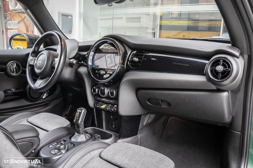 MINI 3 Portas Cooper SE - 28