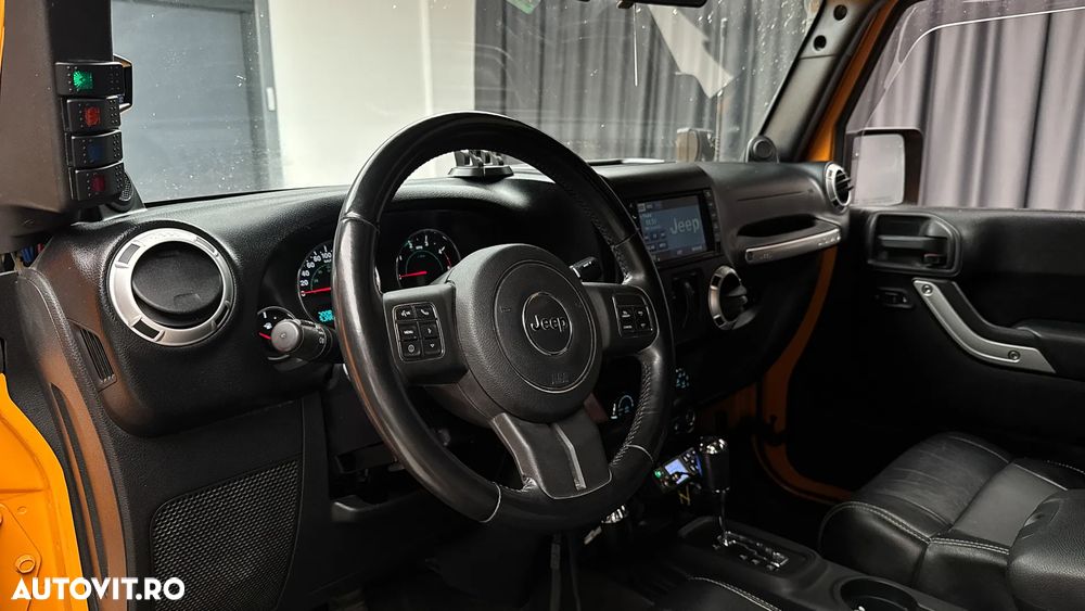 Jeep Wrangler 2.8 CRD AT Sahara - 18
