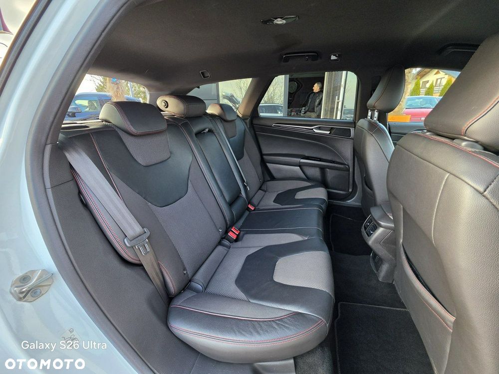 Ford Mondeo 2.0 EcoBlue ST-Line - 31