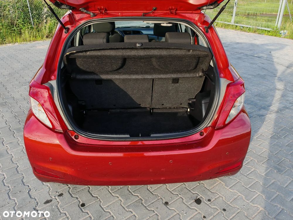 Toyota Yaris 1.33 Premium - 16