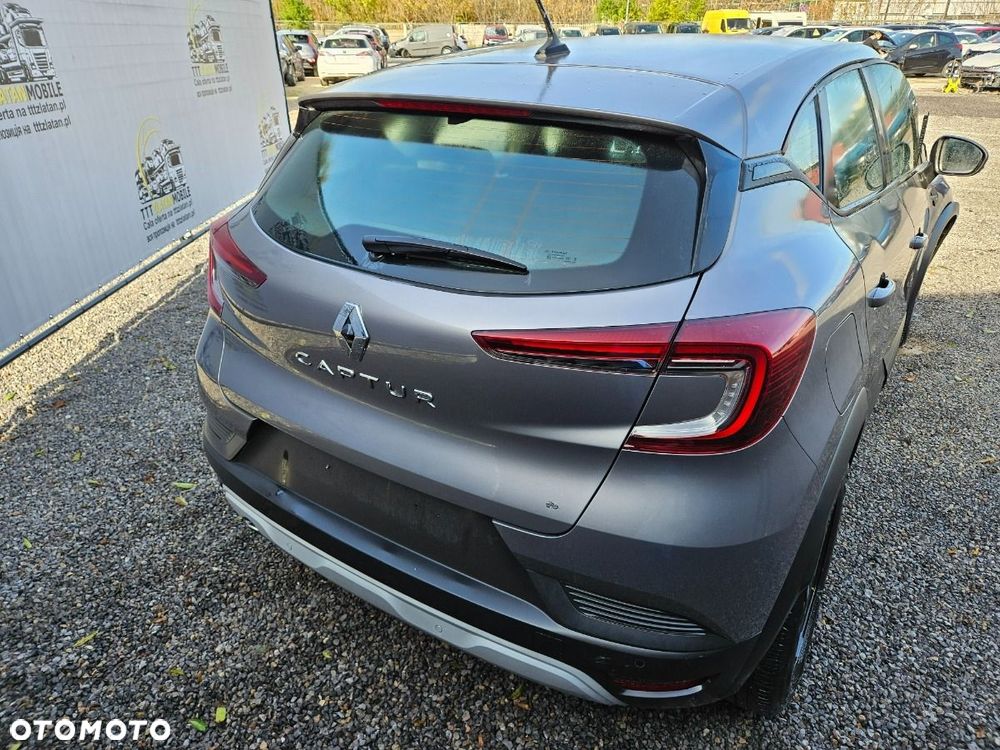 Renault Captur - 15