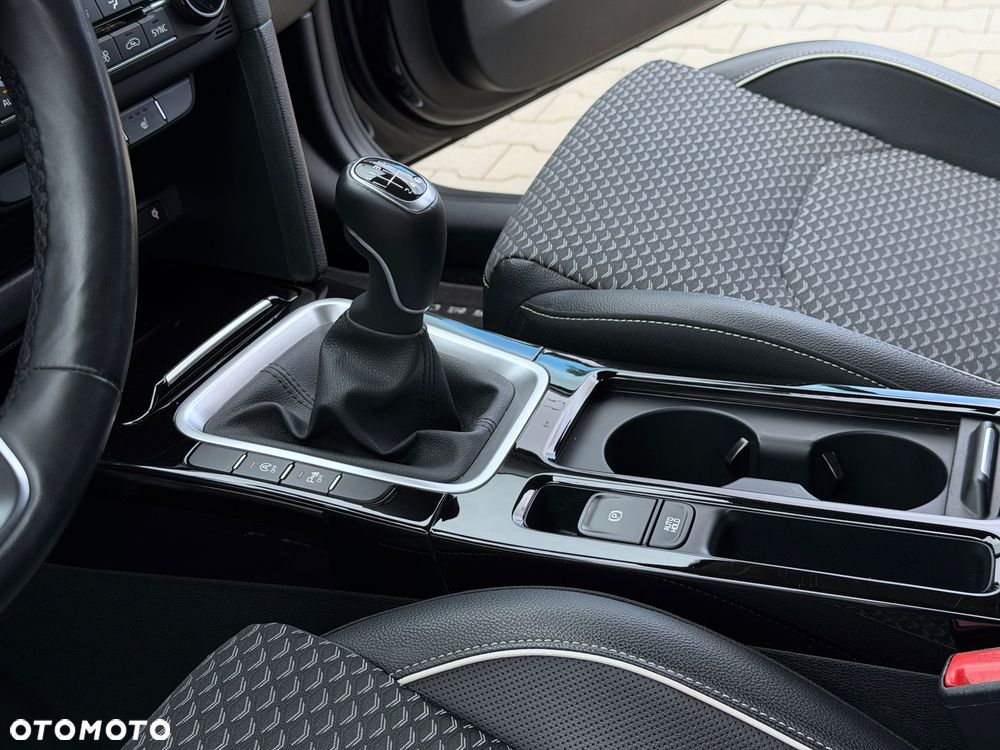 Kia XCeed 1.5 T-GDI Prestige Line - 22