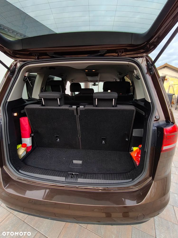 Volkswagen Touran - 7