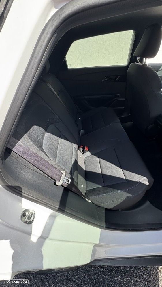 MG MG4 64 kWh Comfort - 20