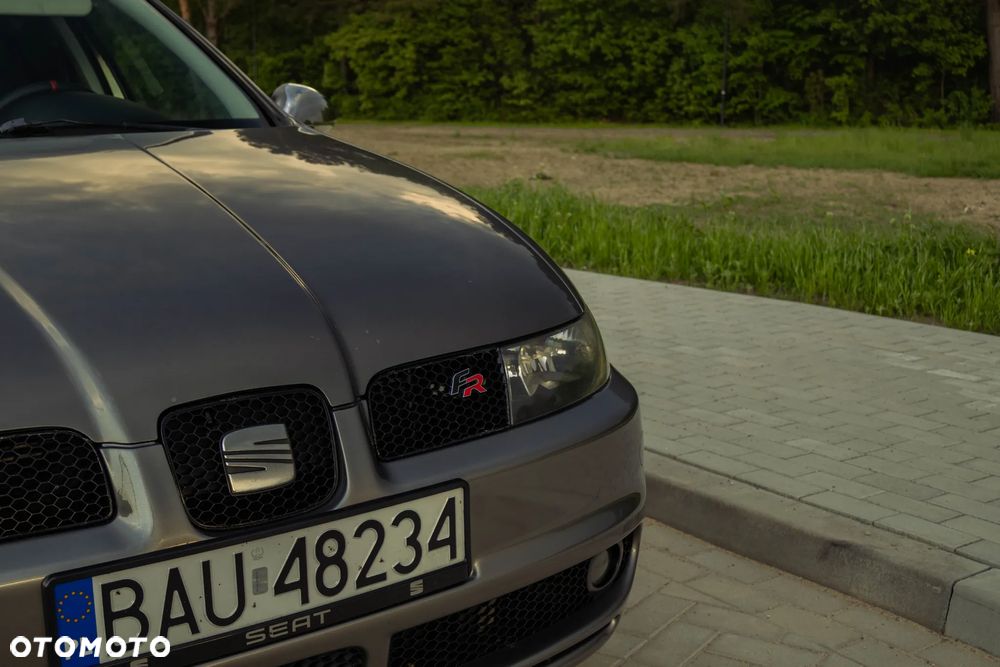 Seat Leon 1.9 TDI 150 Sport - 2