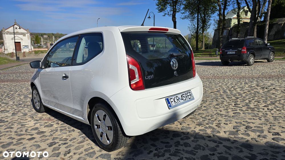 Volkswagen up! - 3