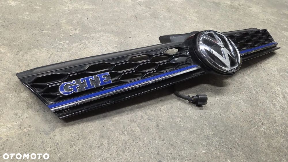 Grill Atrapa Chłodnicy Volkswagen Golf VII 5GE Lift 5GE853651L - 2