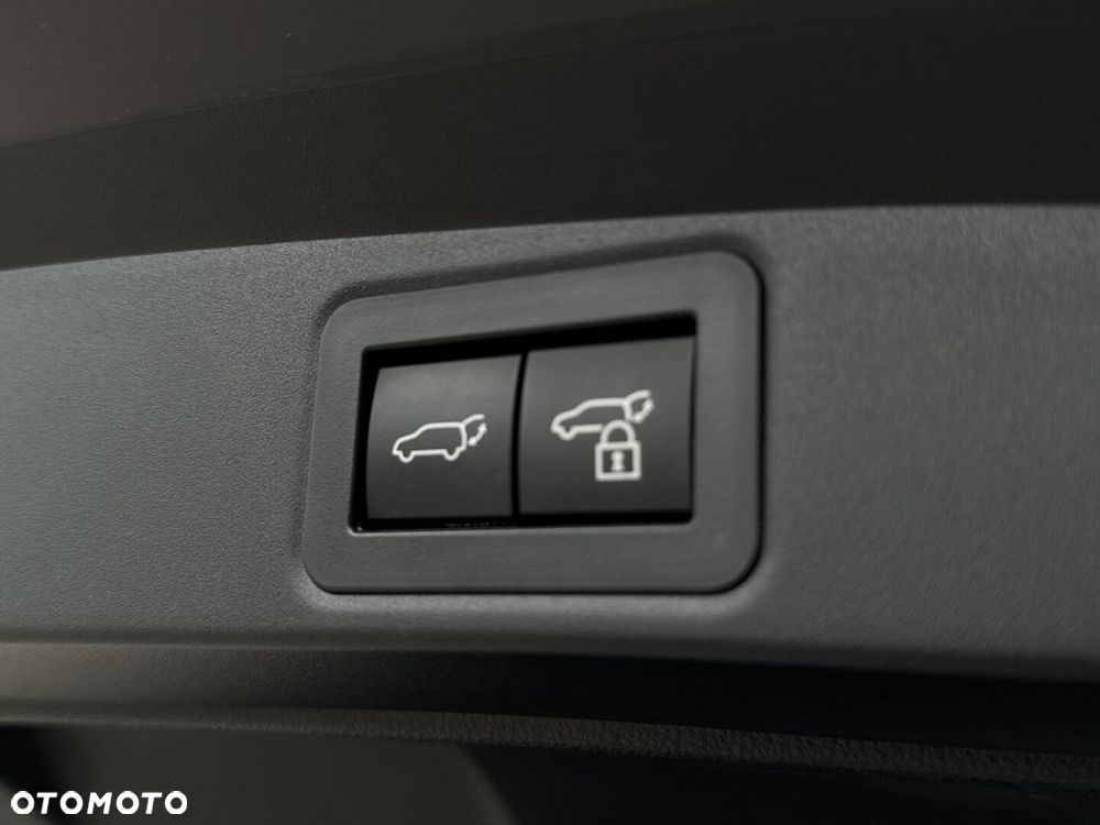 Toyota Corolla 1.8 Hybrid GR Sport - 33