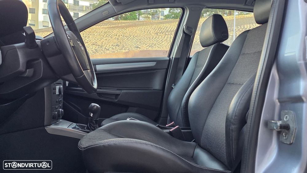 Opel Astra 1.3 CDTI Enjoy EcoFLEX - 16