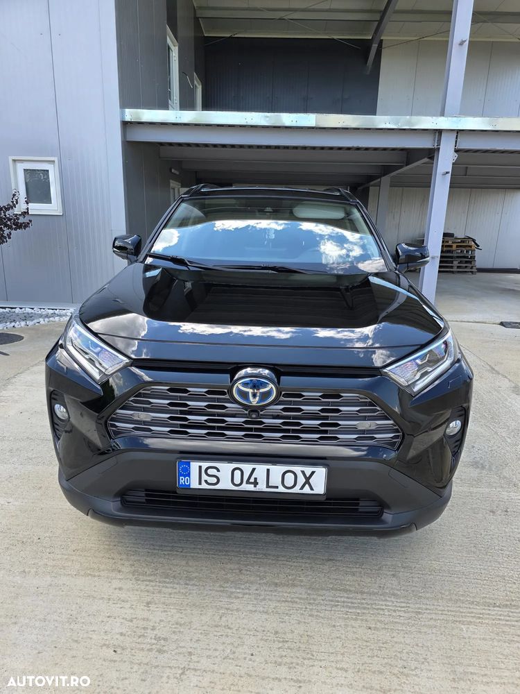 TOYOTA RAV4 2021