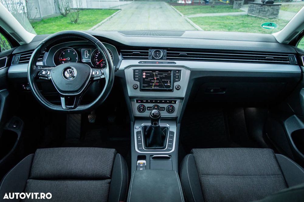 Volkswagen Passat 2.0 TDI SCR Highline - 6