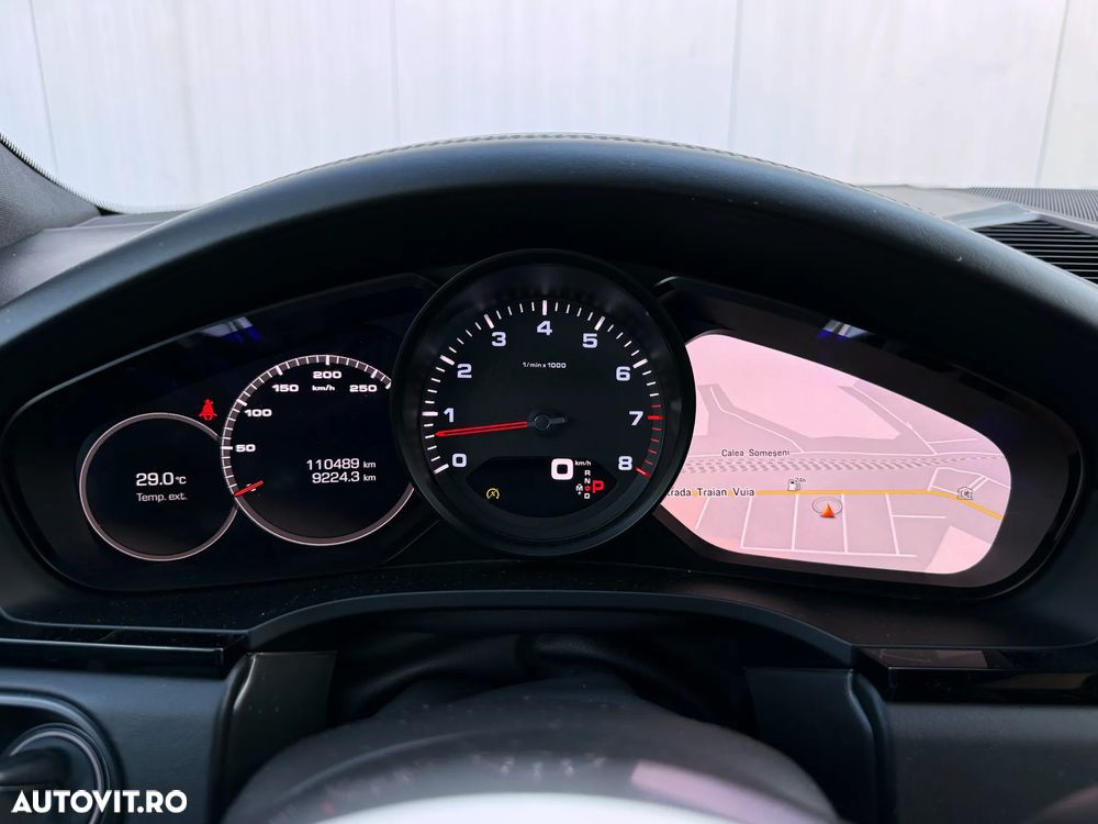 Porsche Cayenne Coupe Tiptronic S Platinum Edition - 12