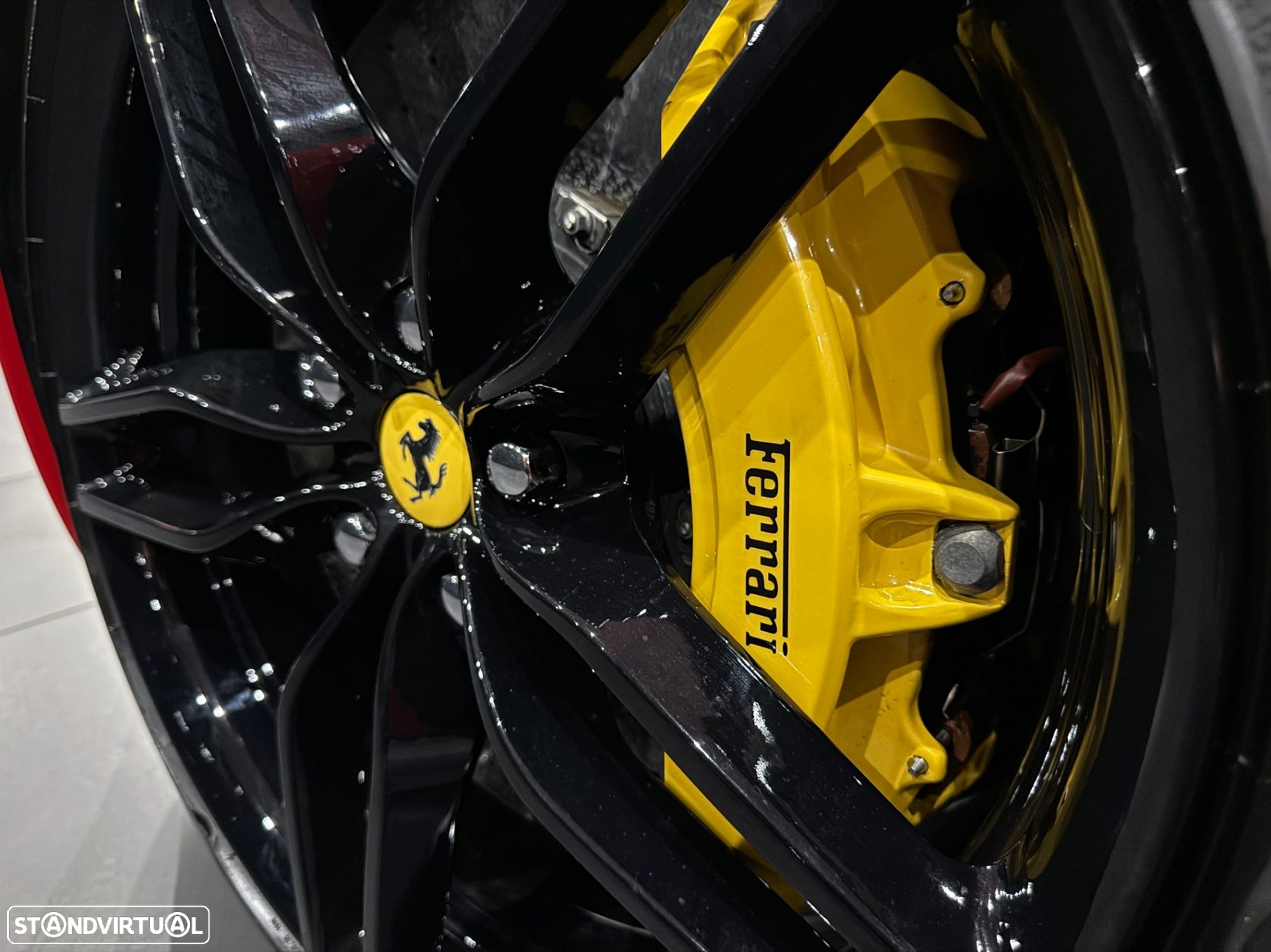 Ferrari FF - 46