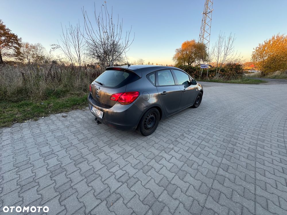 Opel Astra IV 1.6 Enjoy - 4