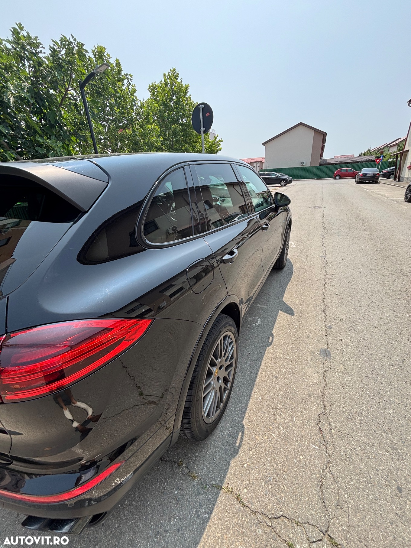 Porsche Cayenne Diesel Platinum Edition - 4