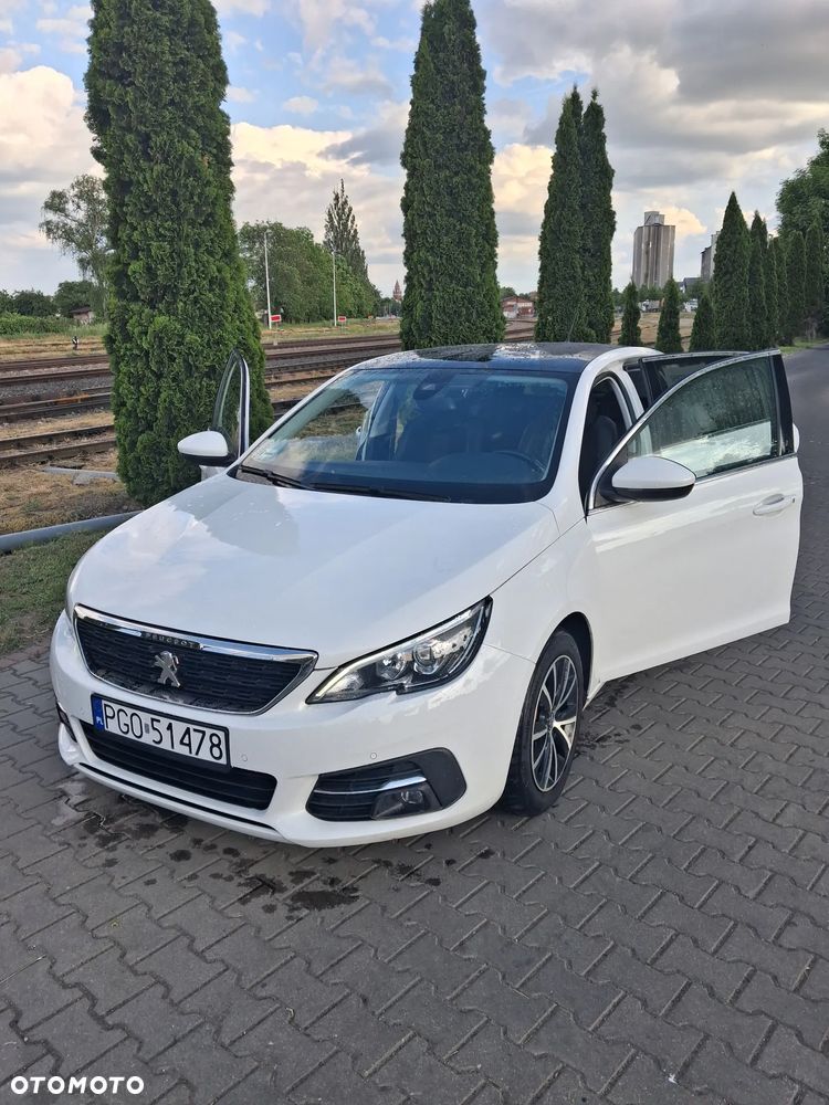 Peugeot 308 PureTech 130 GPF EAT8 Stop & Start Allure - 2