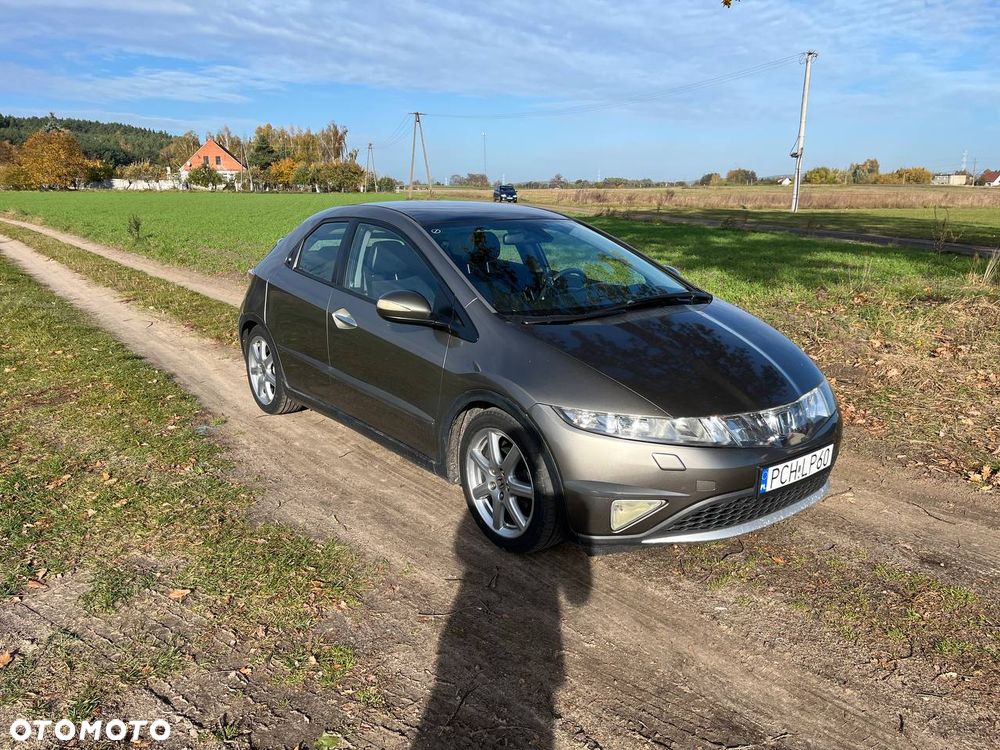 Honda Civic 1.8 Executive - 6